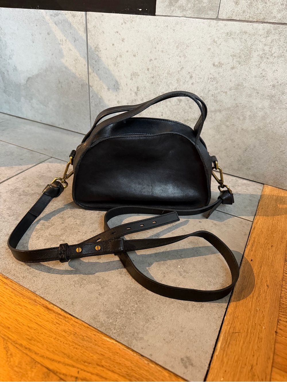 Madewell Sydney zip-top crossbody bag